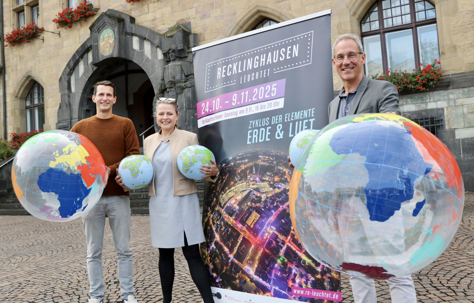 „RE leuchtet 2025“ steht im Zeichen der Elemente „Erde und Luft“