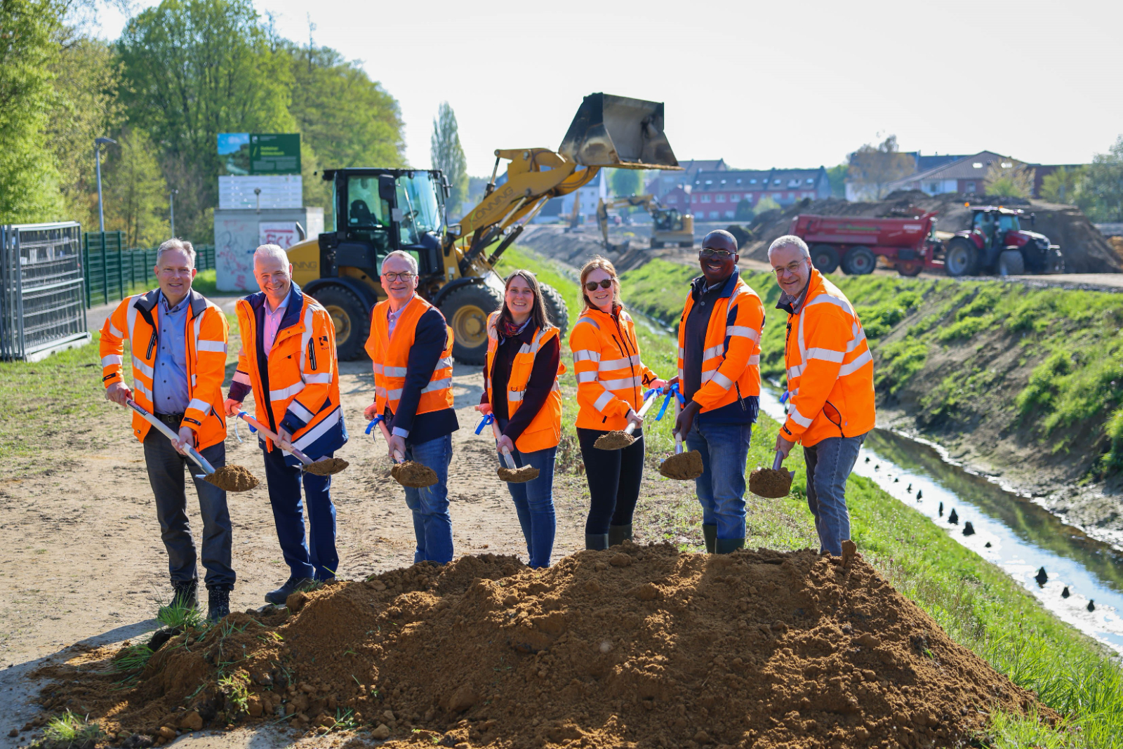 Blaues Klassenzimmer entsteht am Dattelner Mühlenbach
