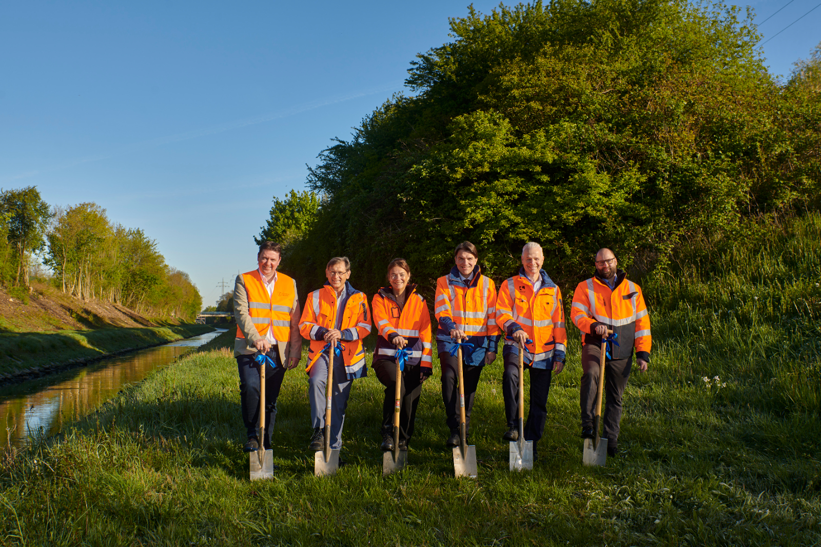 Die Emscher wird entfesselt