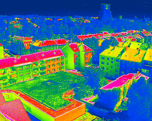 Vorsorge für Hitzephasen: Gebäude und Klima mit Dachbegrünungen kühlen